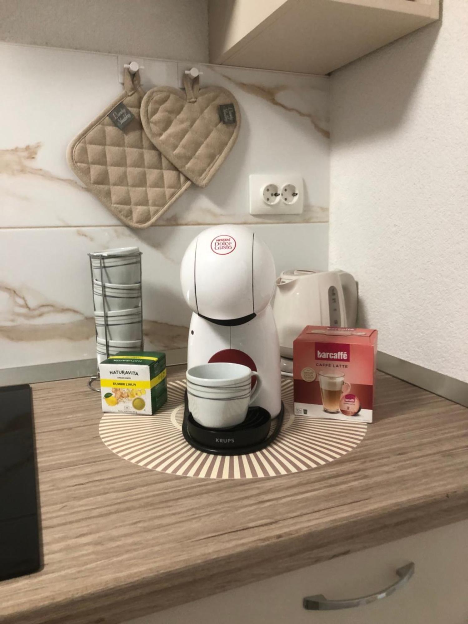 Apartman Blue Moon Split- Free Parking מראה חיצוני תמונה